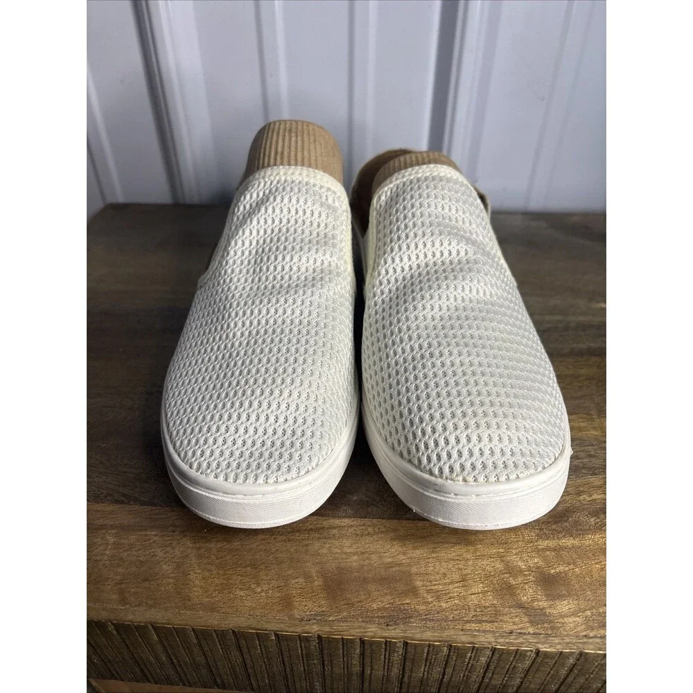 Olukai Pehuea Women's Size 8.5 US Slip On Sneaker Mesh White Casual EUC